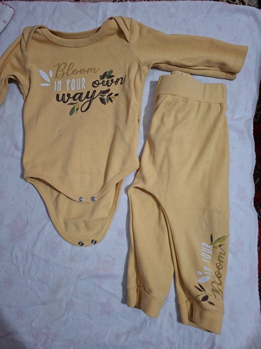 Продам детские вещи