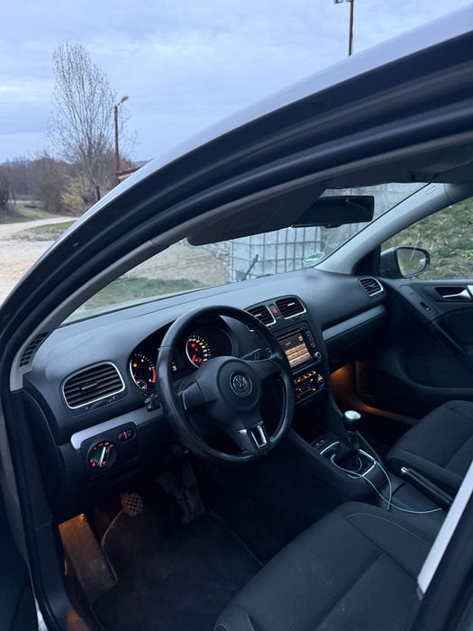 De vanzare VW Golf 6 2011 2.0 tdi 140 cp
