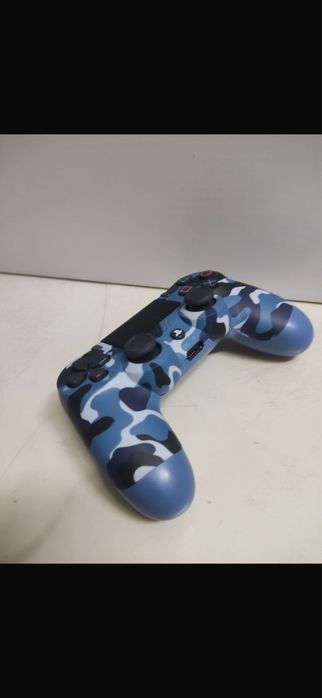 Игровая приставка playStatio 4 Slim + геймпада полный комплект