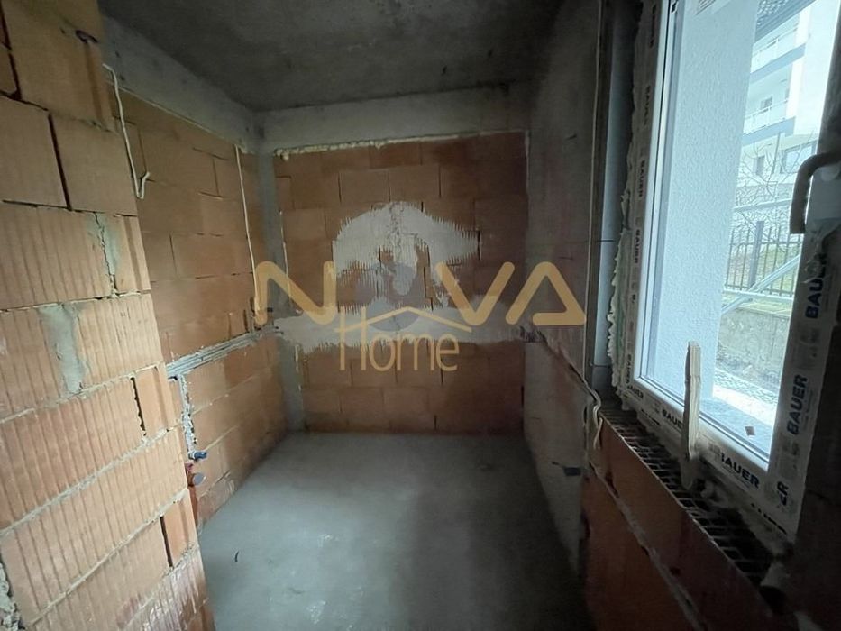 Продава се Тристаен апартамент в Варна, Виница - 105 кв.м за 753 €/кв.м - Снимка #11