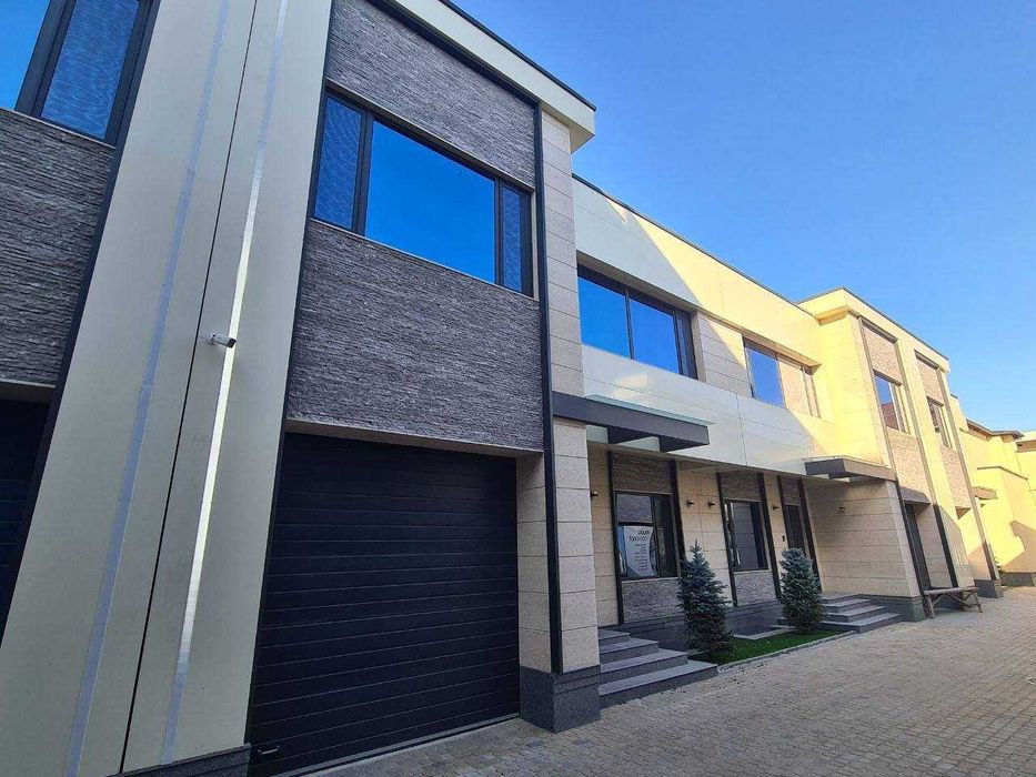 Хай Тек Евро дом с 2 сотками на Цент Лун.