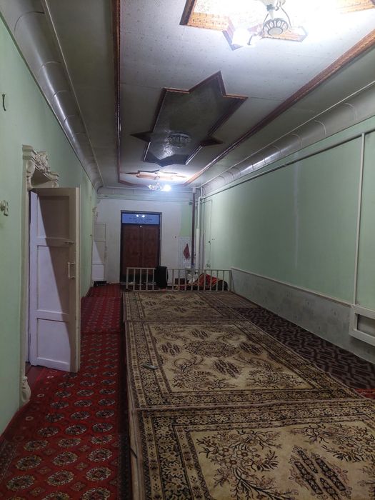 Хива Шахар Гоук кул 3 элотда 240 кв Яшашга таййор Ховли жой сотилади