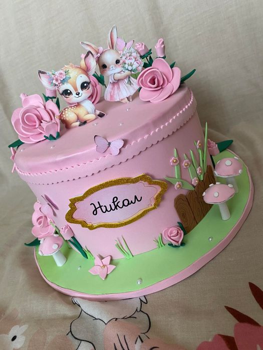 Картонена торта за рожден ден