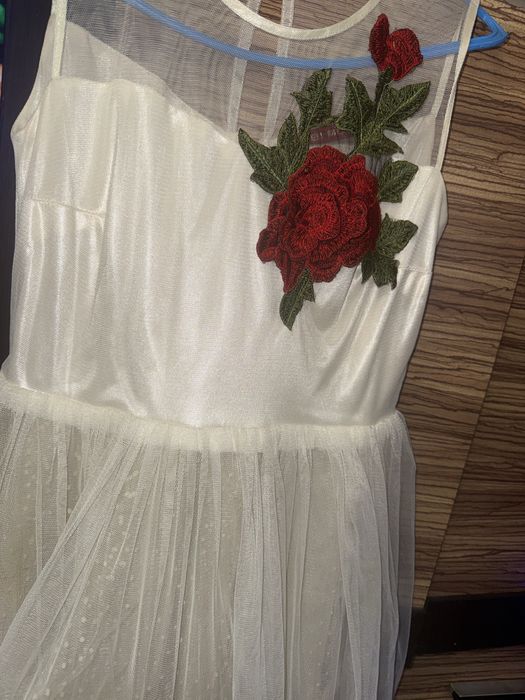 Платье 42-44 р в отличном состояние