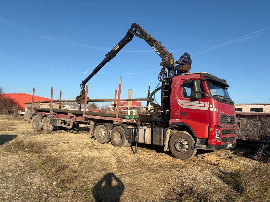 Camion VOLVO FH-480 cu  macara