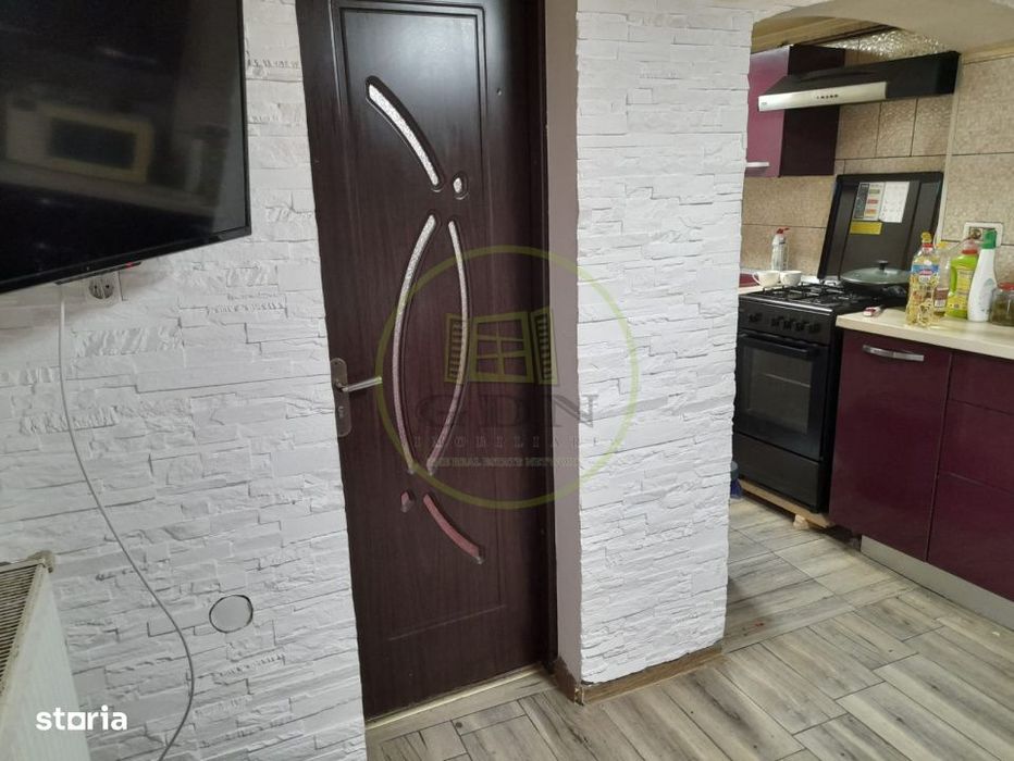Casa renovata 5 camere de vanzare in locaitatea Mandra jud. Brasov