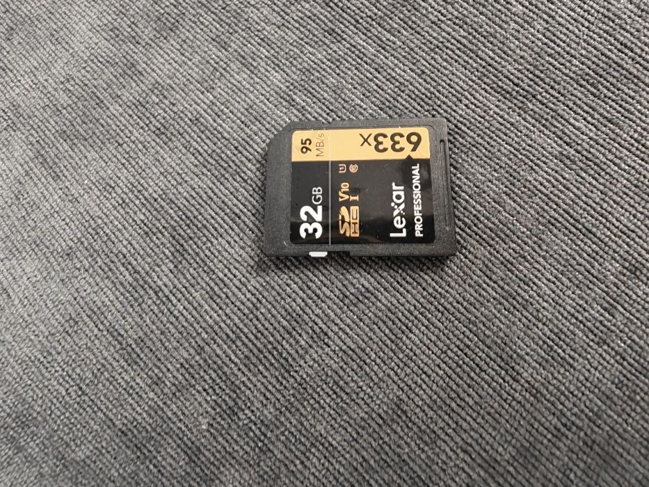 Фотоапарат sony  hx300
