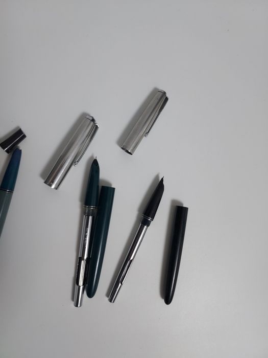 Stilouri Made in China penita aur 12k