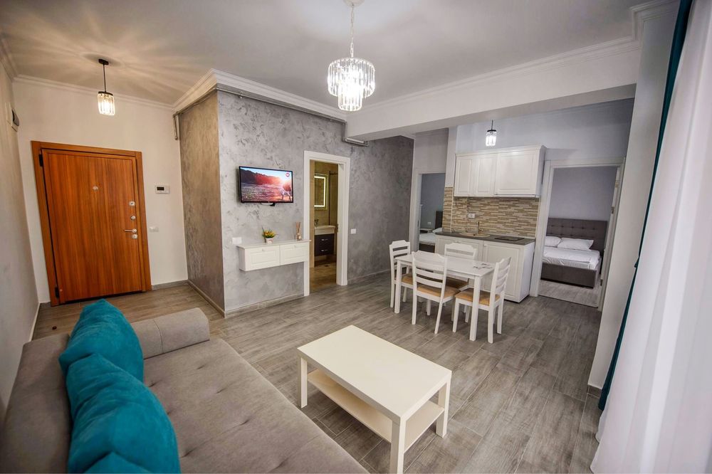 Inchiriez apartament 3 camere, Solid House Mamaia