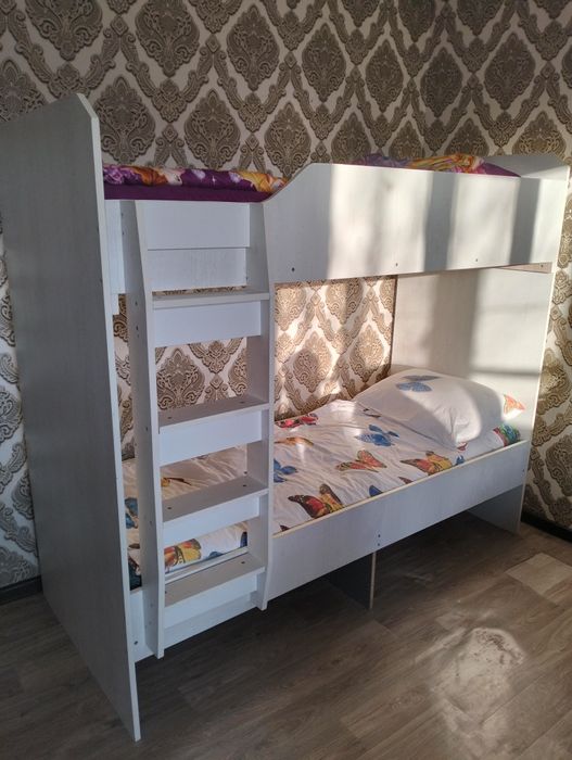 Двухярусная   кровать