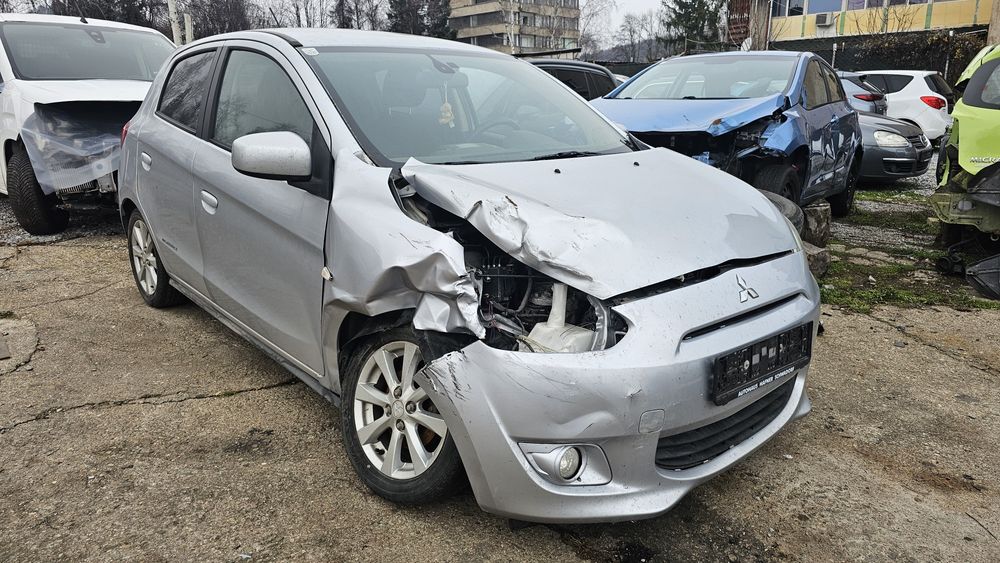 Mitsubishi space star 1.2  на части