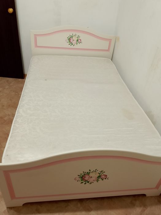 Продам кровать 2з спальную