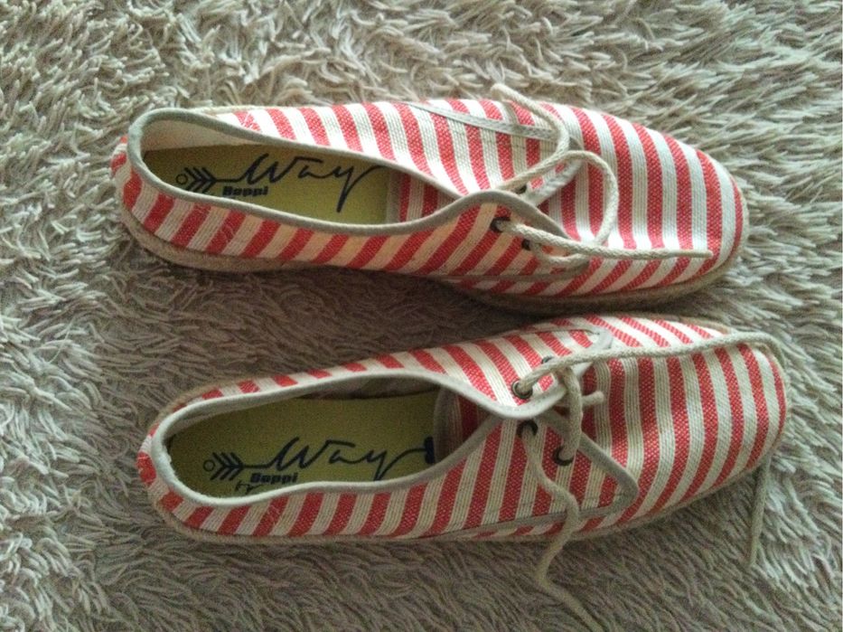 Продам кеды лён