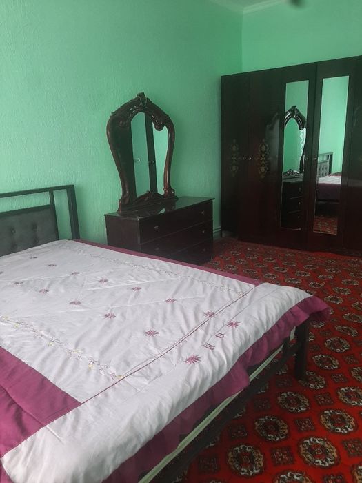 Оила учун 3 хонали уй ижарага берилади