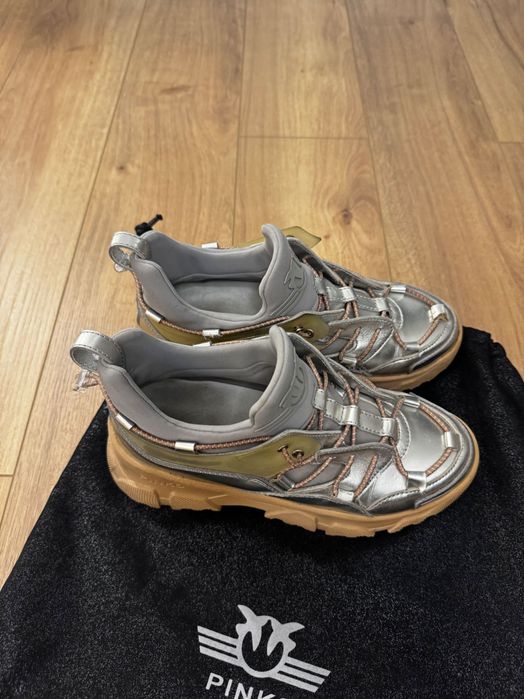 Дамски маратонки Pinko