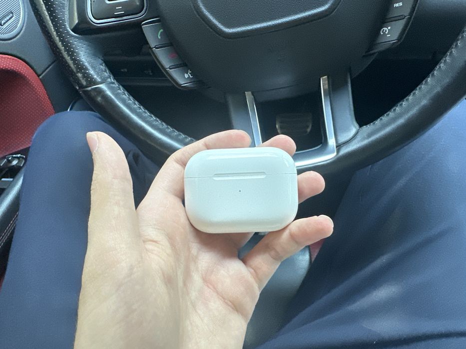 Кейс Airpods pro