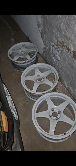 Slik diska sotiladi r17