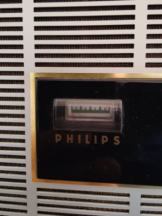 Старо радио Philips Sagitta 1966г. в много добро състояние
