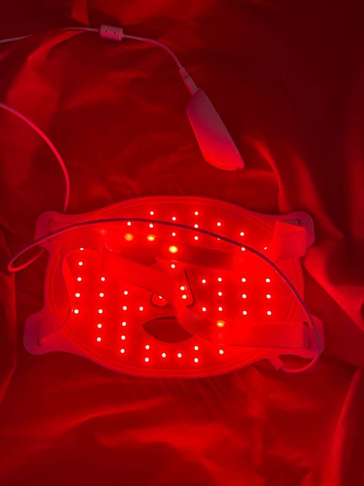 Omnilux led light therapy