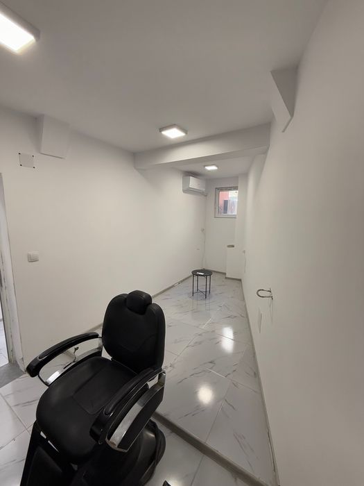 Дава се под наем Магазин в Шумен, Център - 110 кв.м за 408 € - Снимка #7