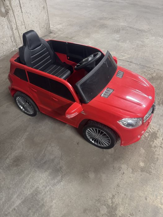 Акумулаторна кола Mercedes-Benz GL63