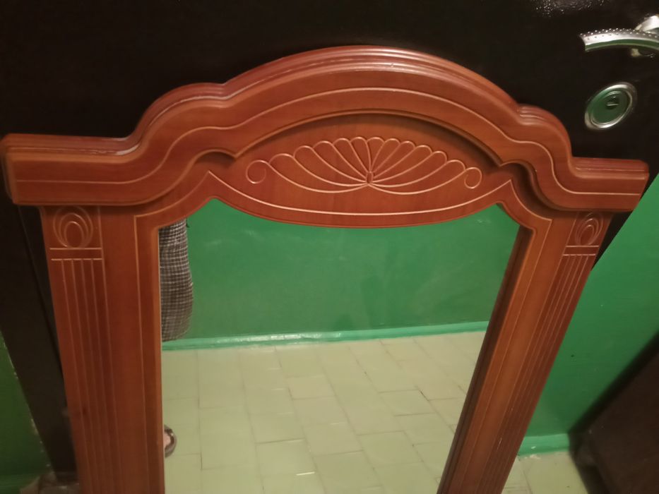 продам зеркало бу подвесное