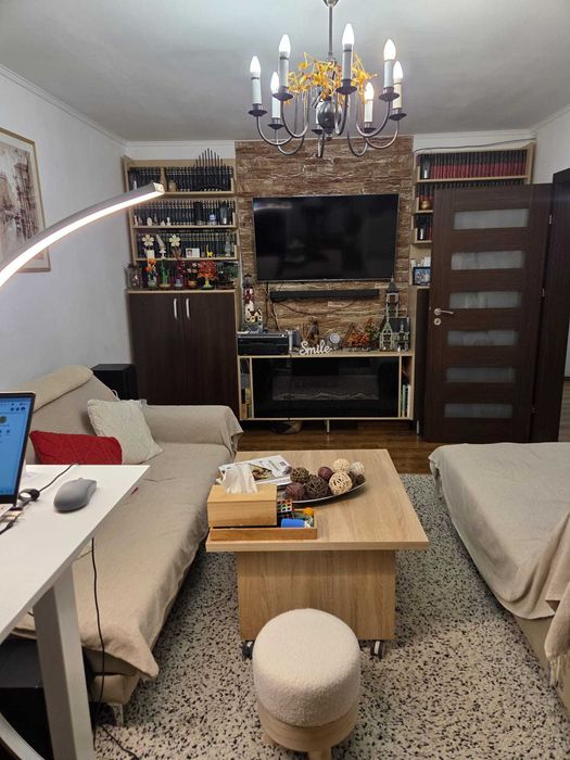 4 camere | 84 mp + boxă 5 mp | Centrală proprie | 2 băi | Etaj 3 4 | Metrou 5 min | Valea Argeșului