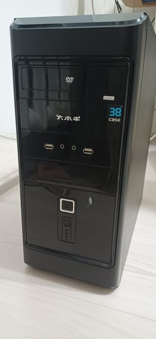 Компьютер с монитором