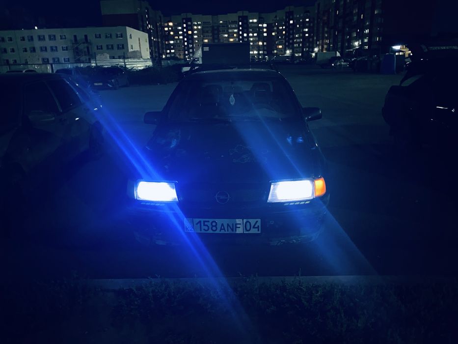 Опель вектра 1995год