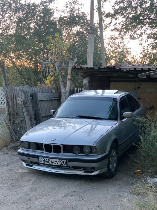 Продам BMW Е34 525