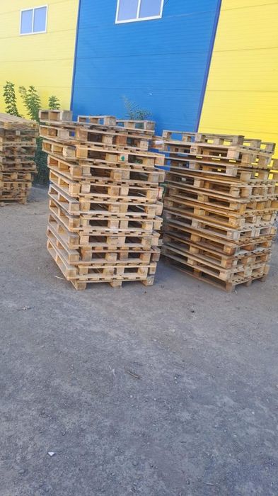 Поддоны продам...