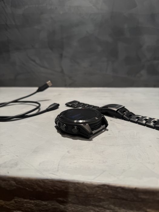 КАТО НОВ Garmin Fenix 8 Pro 51 mm + titanium bracelet