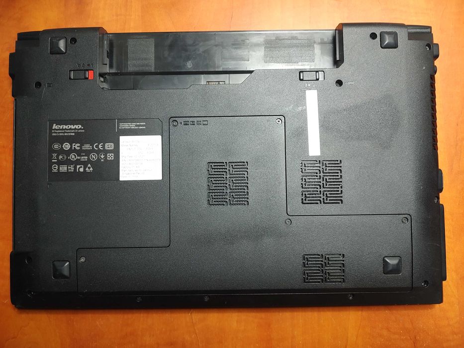 Laptop Lenovo B570e Intel B830 4Gb DDR3 500gb fara baterie win 10