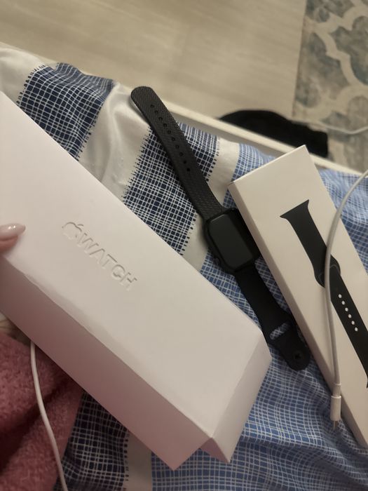 Apple watch 11  часы  продаю