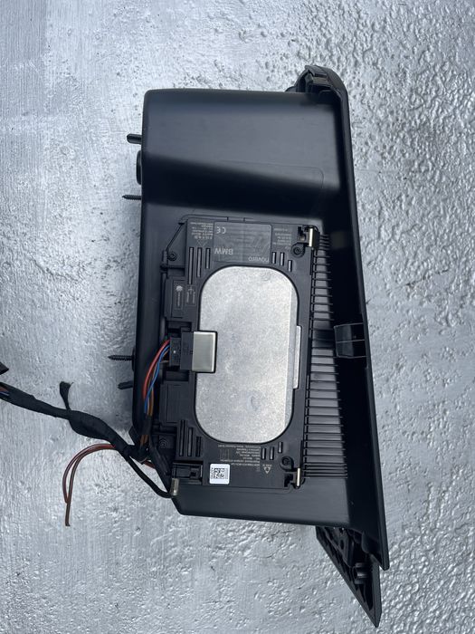 Зарядно телефон БМВ (zarqdno bmw)