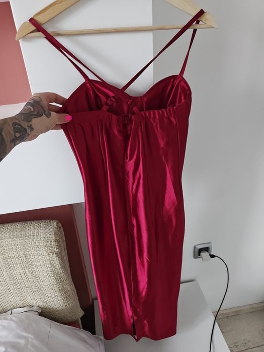 Дантелени  рокли