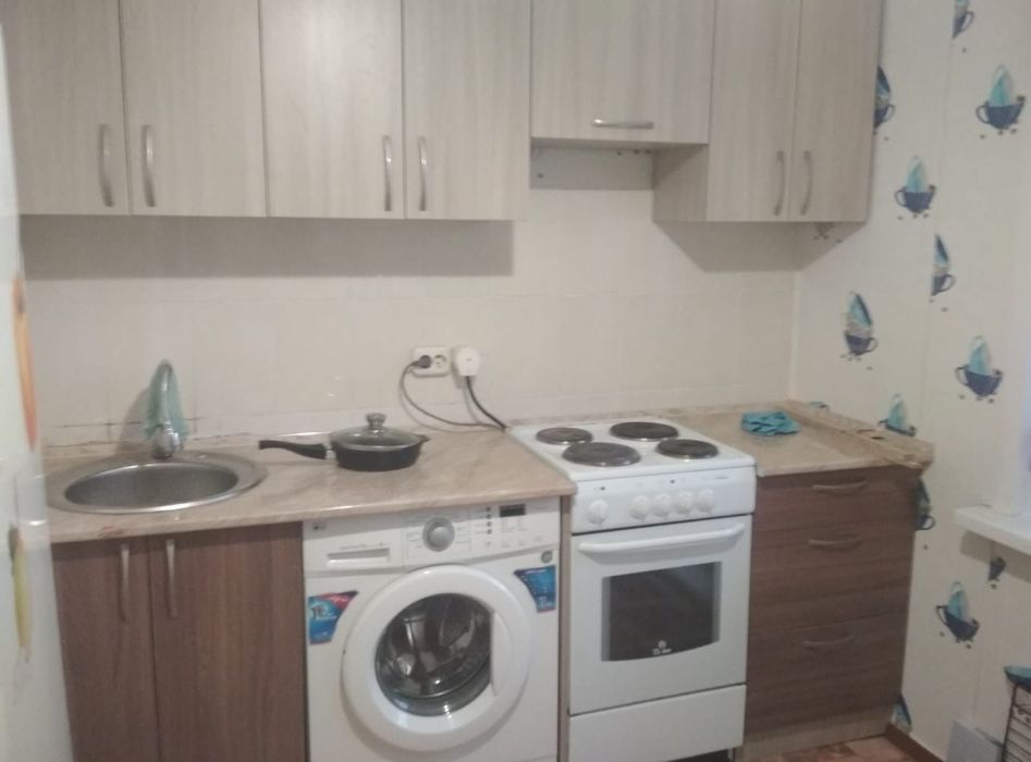 Сдам 2 комн. район Парк Победы, мебель, маш. автомат