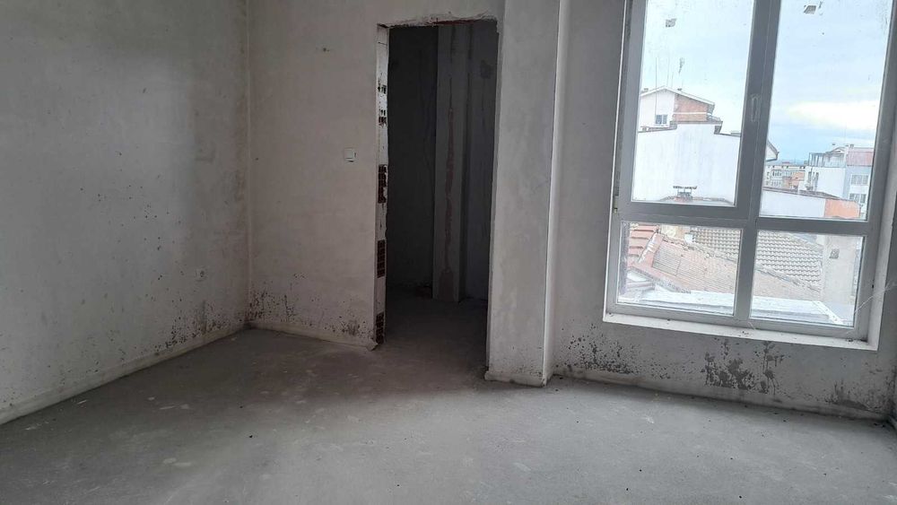 Тристаен апартамент НС