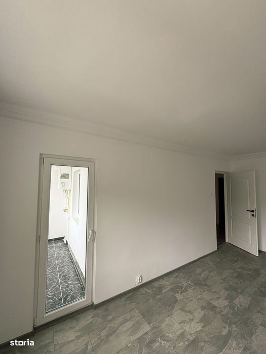 Apartament cu 3 camere renovat — fotografia 3