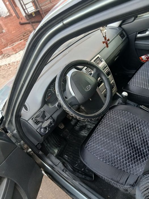 Продам приору универсал