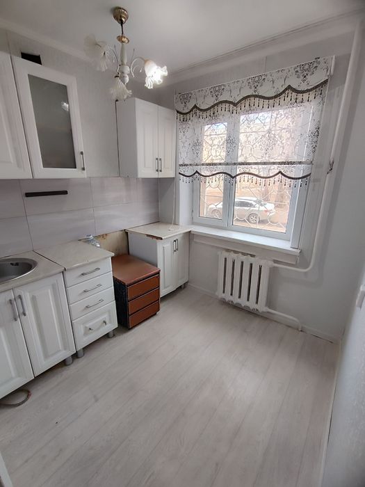 Продается 2-комн (6-34, 1 эт)