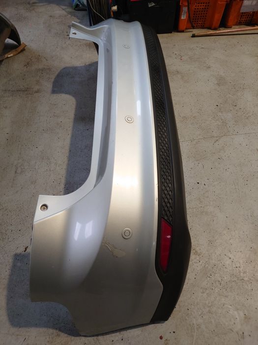 Bara spate Ford Focus 3 hatchback model cu senzori parcare