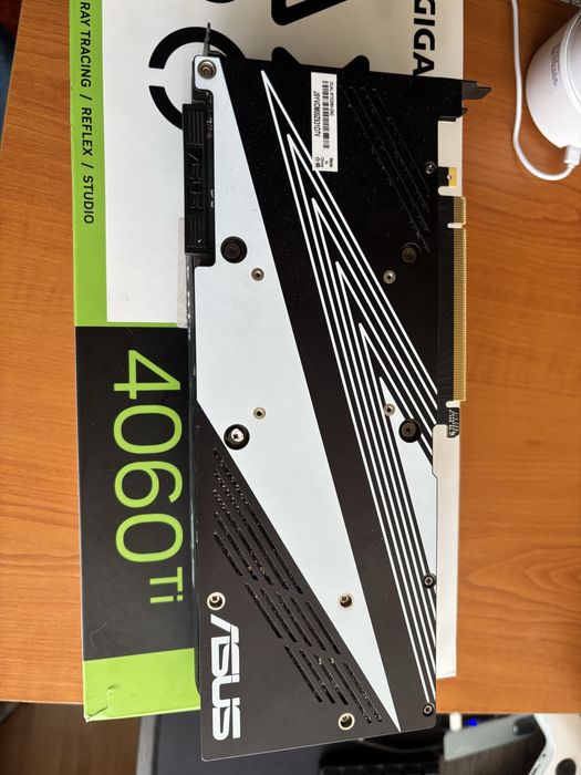 Placa video Asus RTX 2080 8GB in stare perfecta de functionare, mentenanta facuta