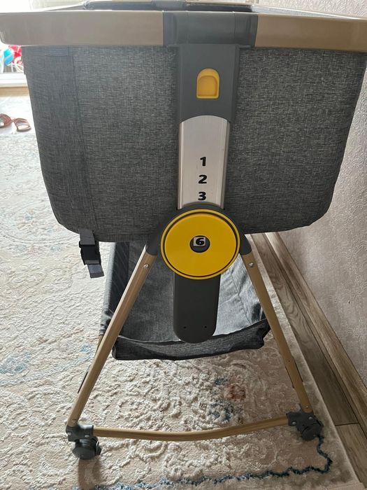 Продам кровать для новорожденных