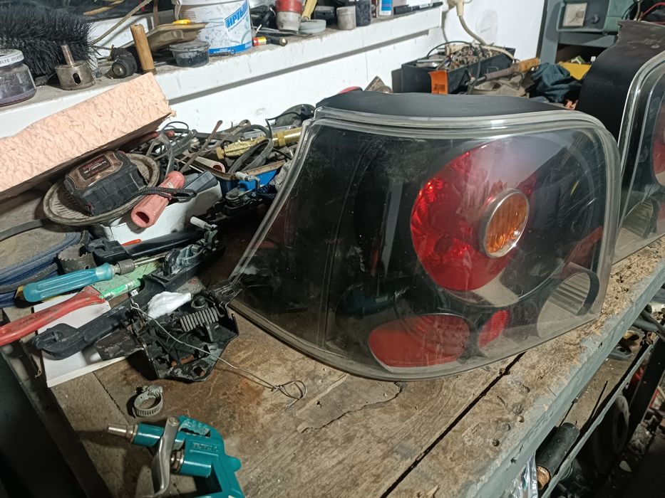 Продажа фар гольф 4