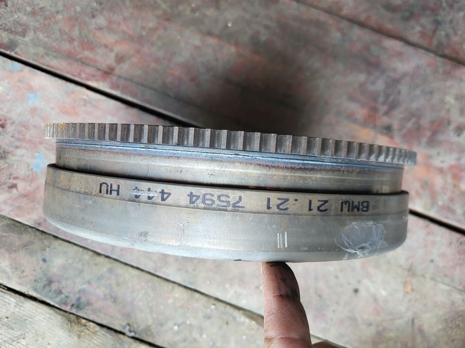 Volanta bmw 320i 2011 6 viteze manual 168 cp