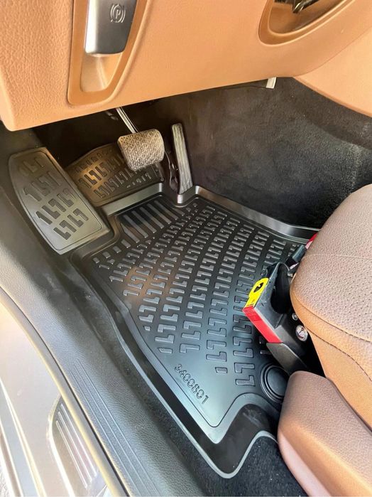 Гумени стелки за почти всички марки и модели автомобили и бусове.