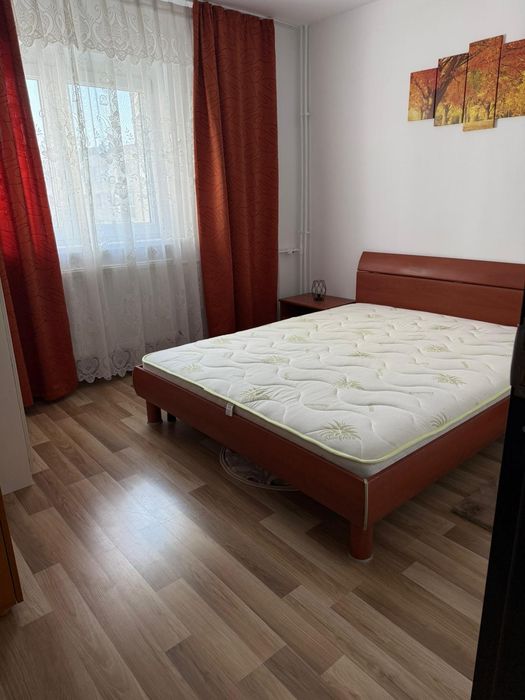 Apartament 2 camere. Zona păcii/militari, închiriere