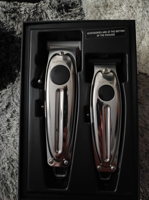 Vand kit profesional pentru tuns