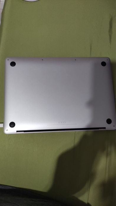 Продам macBook Pro